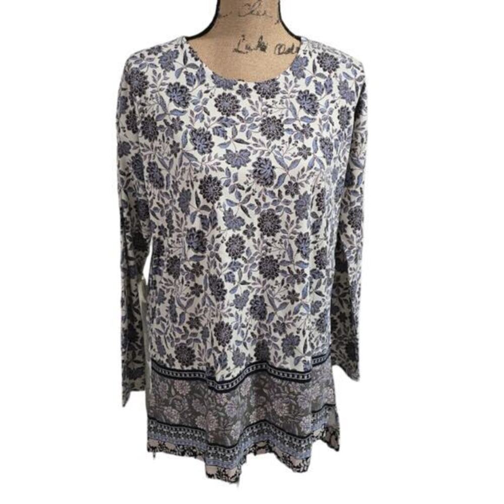 J.‎ Jill Black, White, and Blue Floral Tunic Length Shirt Size Small